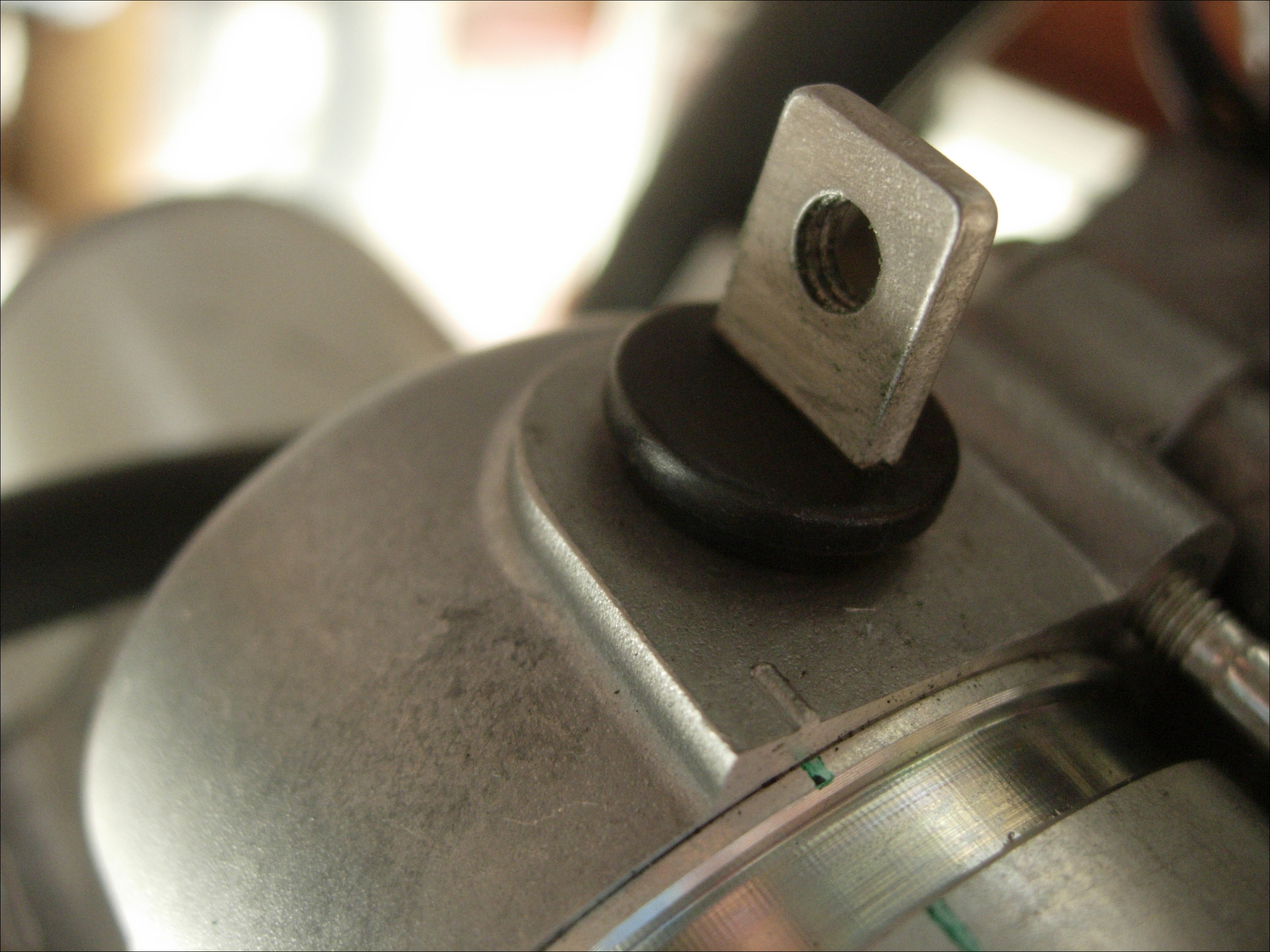 aprilia_sxv_starter_upg_b80.jpg
